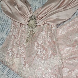 Elegant Pink Lace Midi Dress